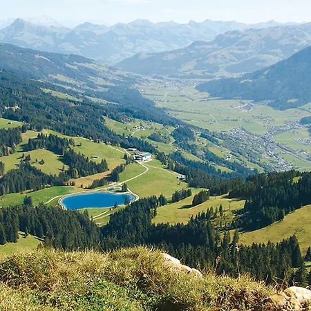 Haus Hirzinger Apartment